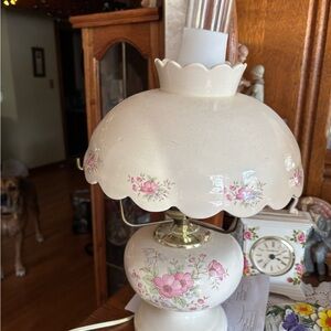 Floral Cream Table Lamp